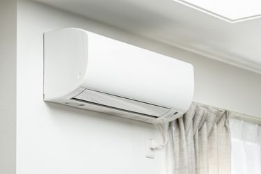 エアコンの水漏れ対策に　ドレンホースのお手入れを